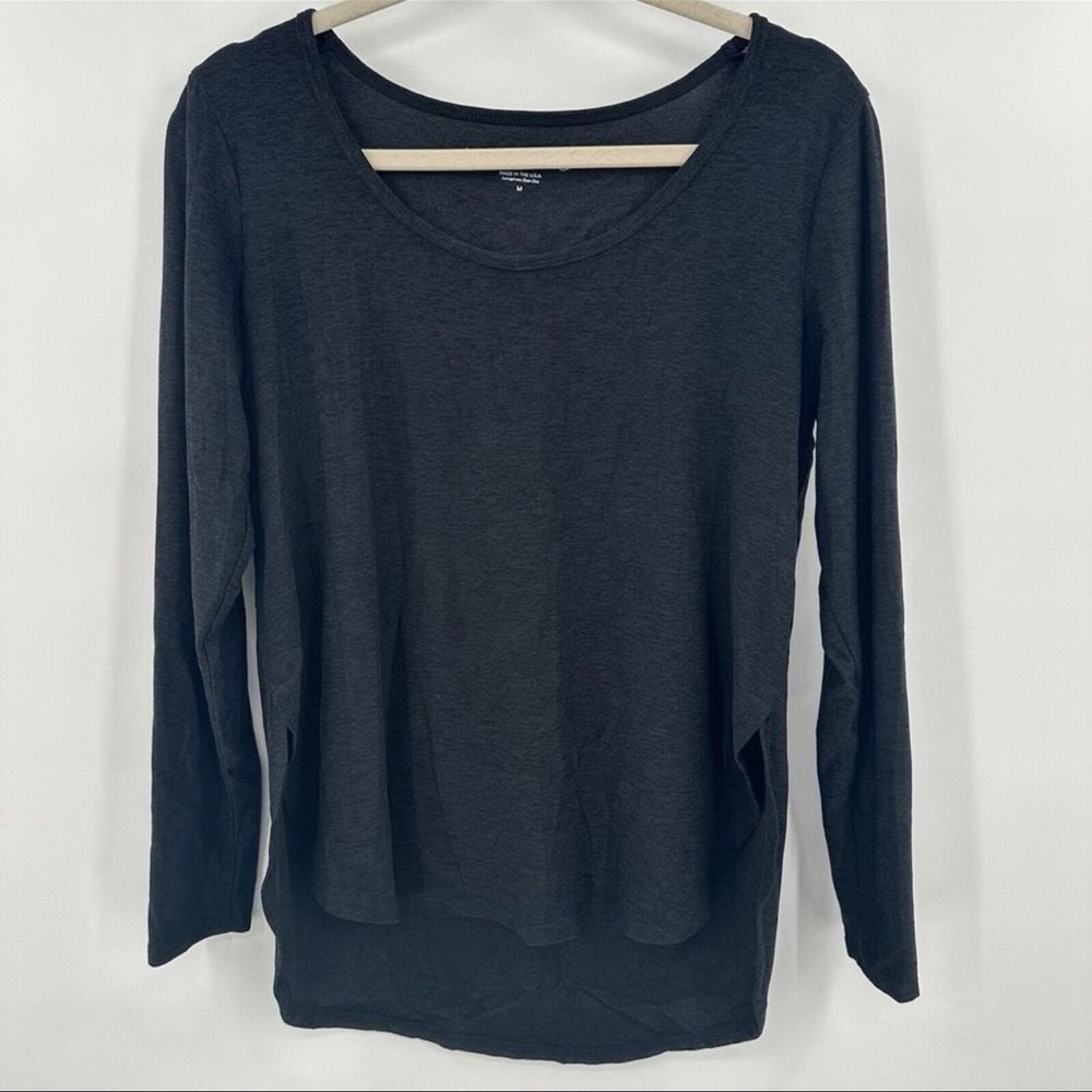 Beyond Yoga Women's Black Hi Low Long Sleeve Athletic Soft
Shirt Size S